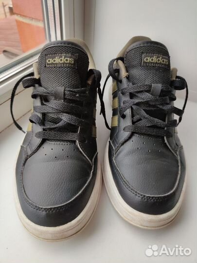 Кроссовки adidas breaknet