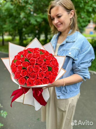 Букет из 51, 71 и 101 розы