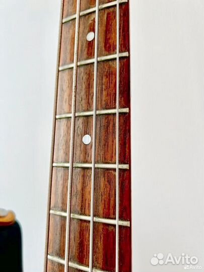 Бас гитара samick