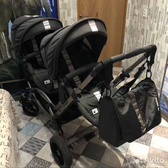 Коляска для двойни (погодок) 2 в 1