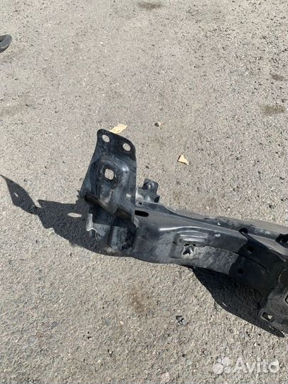 Усилитель бампера передний Bmw X5 E53 3.0D M57