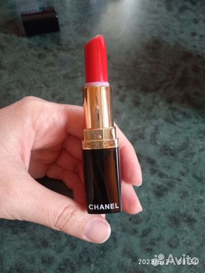 Помада Шанель chanel