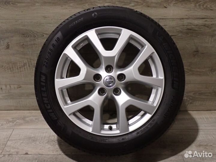 Комплект R18 оригинальных колес Nissan X-Trail