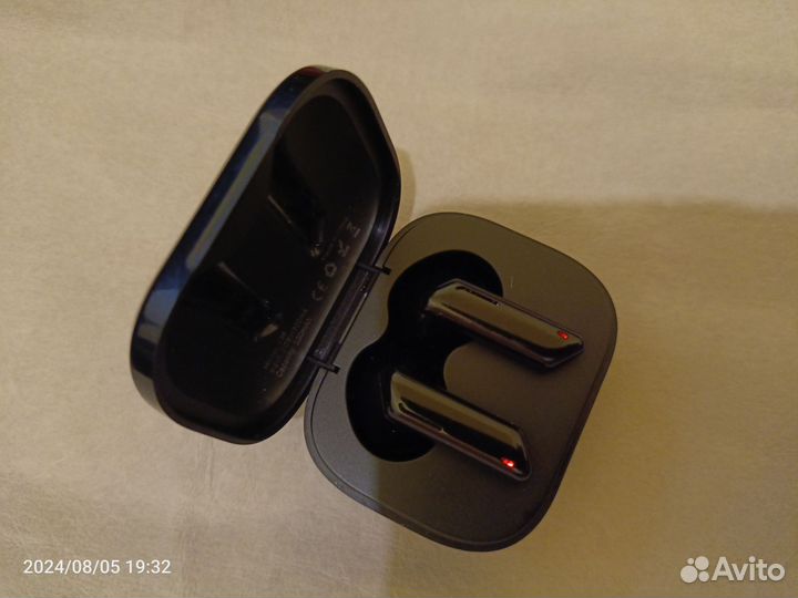 Наушники блютуз