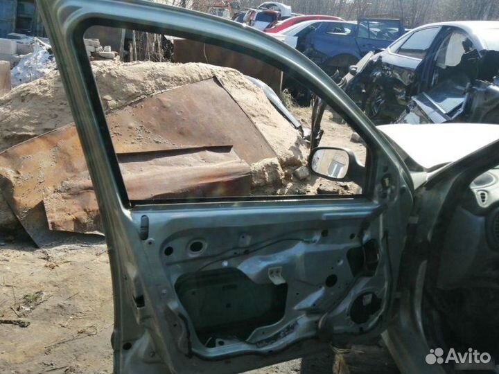 Дверь передняя Renault Megane