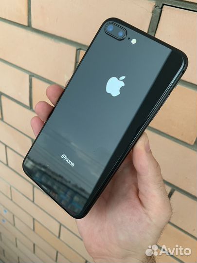 iPhone 8 Plus 64gb