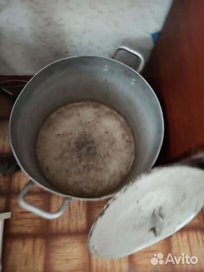 Кастрюля большая