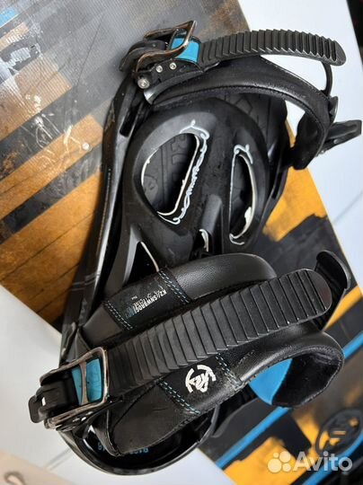 Сноуборд с креплениями K2