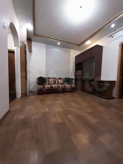 2-к. квартира, 35 м², 1/2 эт.