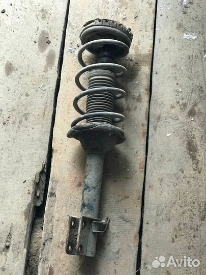 Cтойки Subaru forester sf