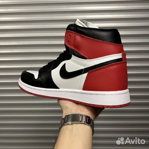 Кроссовки Nike Air Jordan 1