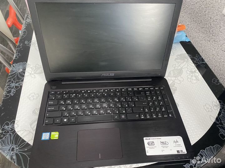 Ноутбук Asus