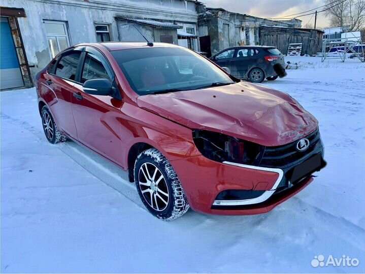 LADA Vesta 1.6 МТ, 2016, битый, 220 000 км