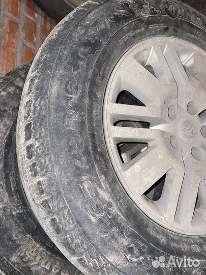 Продам оригинальные литые диски на Ford Maverick