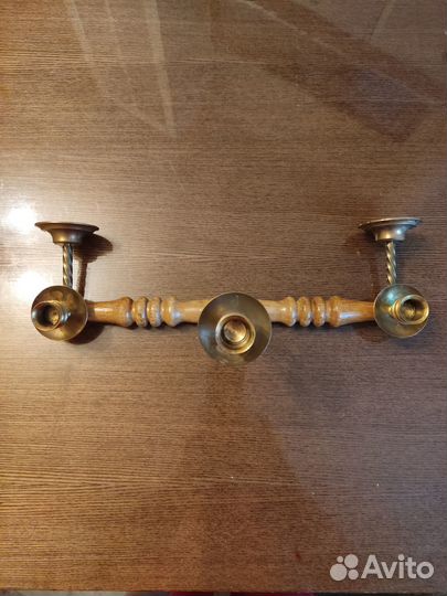 Подсвечники, часы для интерьера