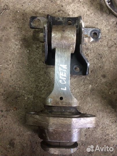 Hyundai Creta опора крепление нижнее двс крета