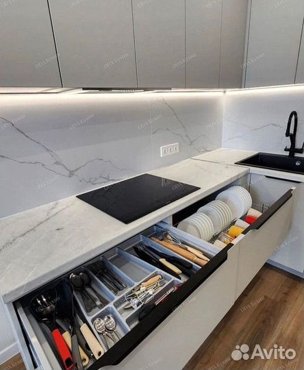 Кухонный гарнитур новый от фабрики