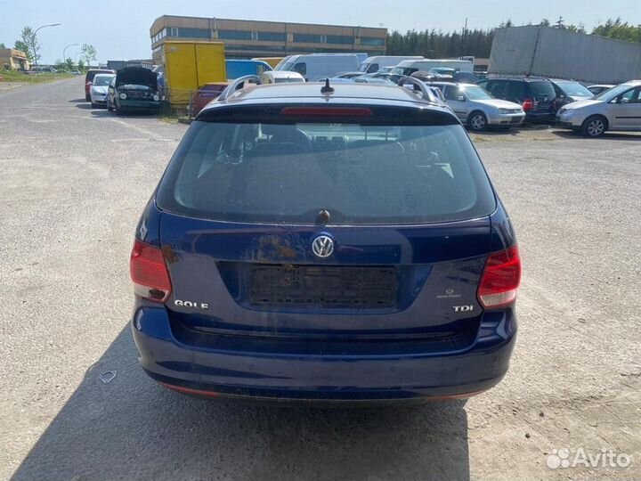 Решетка радиатора Volkswagen Golf