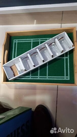 Поднос со стопками