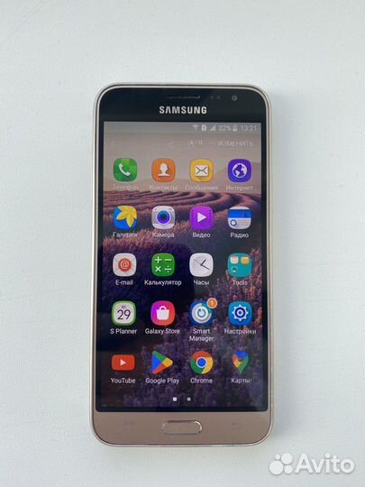 Телефон Samsung J3 2016