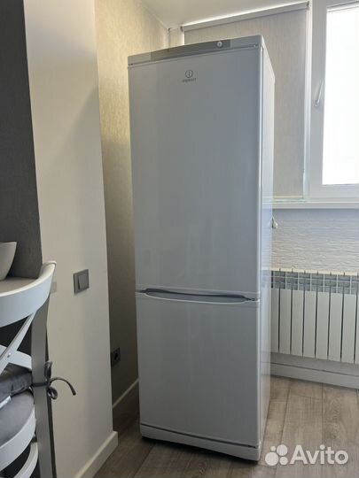 Холодильник İndesit SB 185