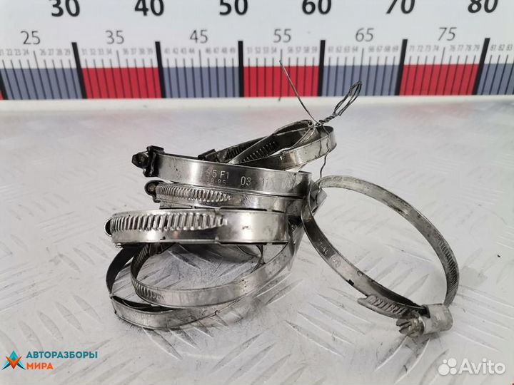 Хомут металлический Volkswagen Golf Plus 2 2009