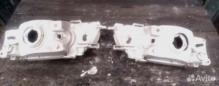 Фары Toyota caldina