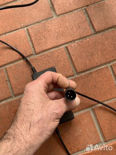 Зарядное для электровелосипеда 60v