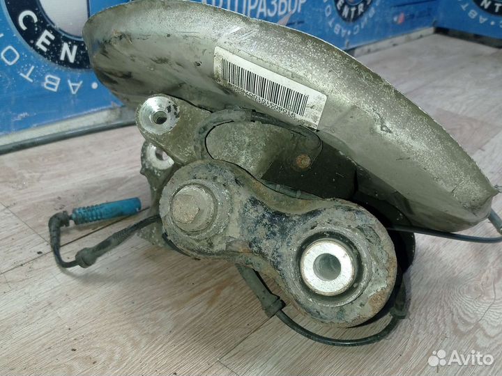 Кулак задний на BMW 5 Е60