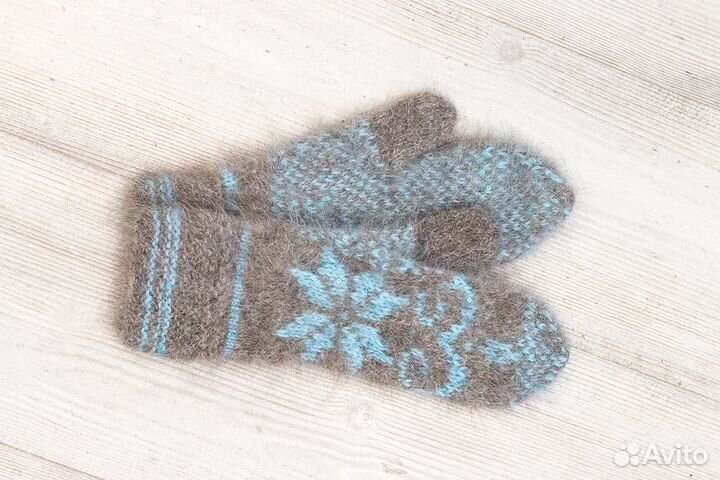Варежки серо-голубые из собачьей шерсти (новые)