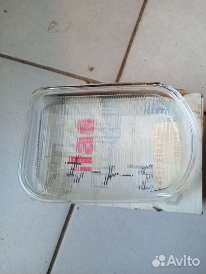 Стекло противотуманной формы мерседес