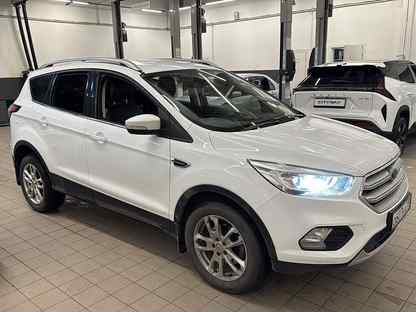 Ford Kuga 2.5 AT, 2017, 115 017 км, с пробегом, цена 1 749 900 руб., Санкт-Петербург