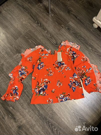 Блузка красная новая женская
