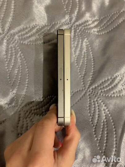 iPhone 5S, 16 ГБ