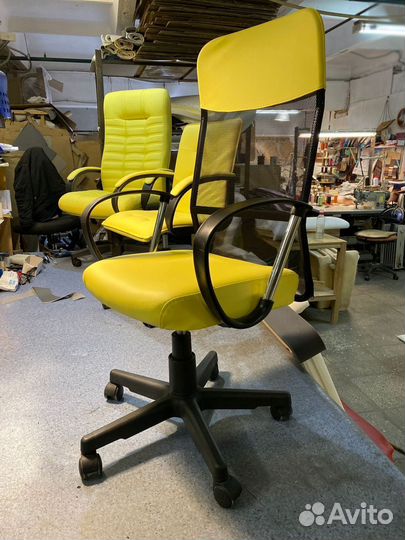 Компьютерное кресло