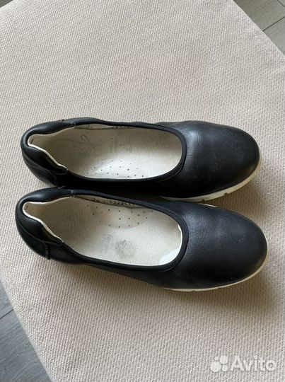 Туфли для девочки 33 34 размер