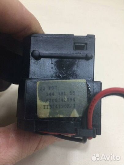 Переключатель поворотов подрулевой Renault Symbol