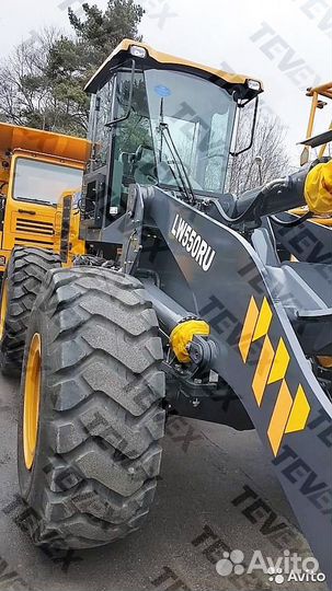 Фронтальный погрузчик XCMG LW550RU, 2023