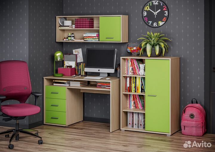 Уголок школьника. Письменный стол