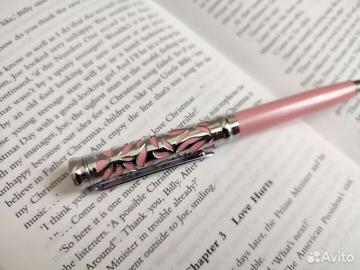 Ручка шариковая подарочная