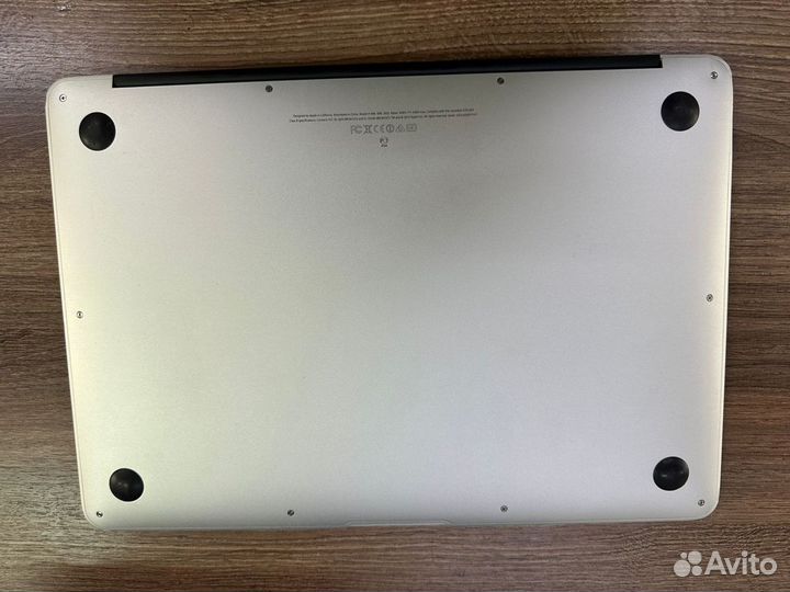 MacBook Air 6,2 (A1466)