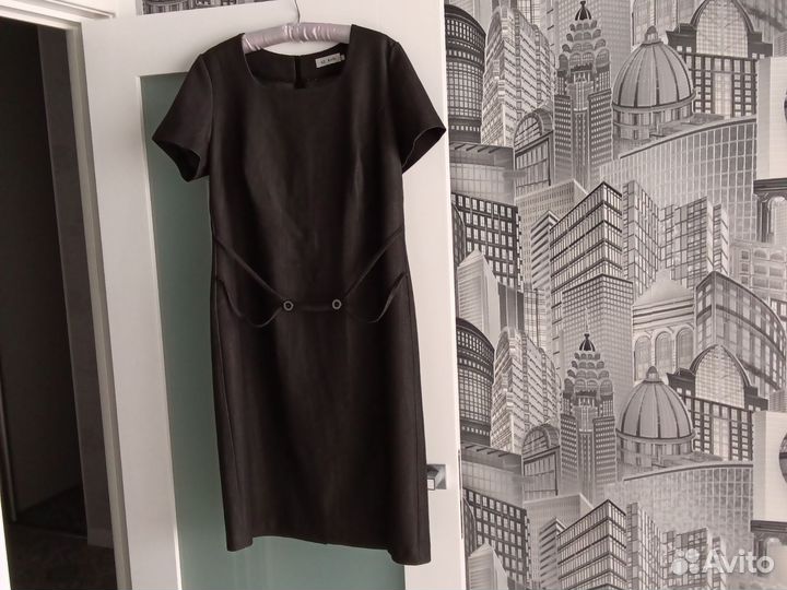 Платье офисное 52