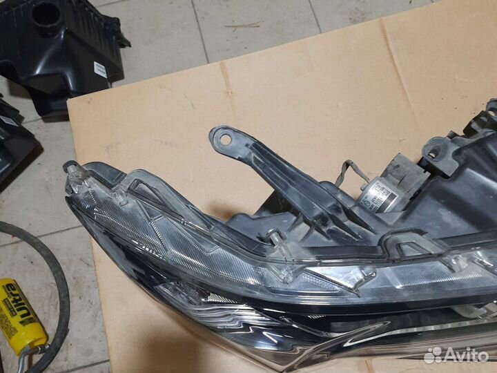 Фара правая Toyota Land Cruiser prado 150 17