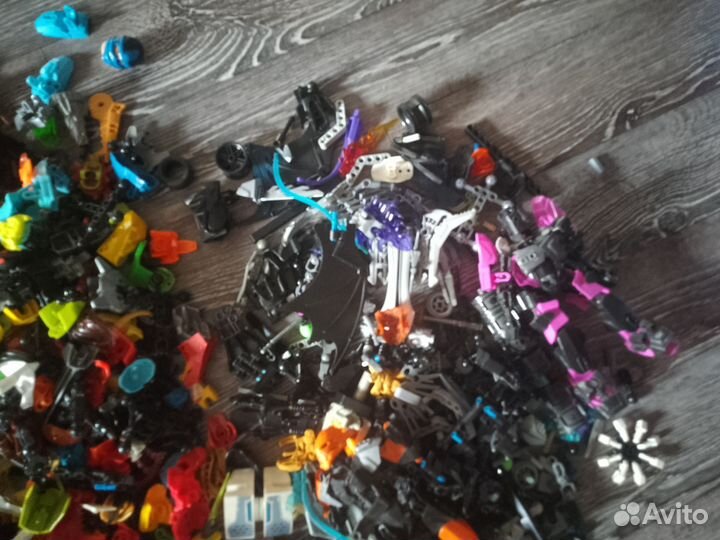 Lego bionicle