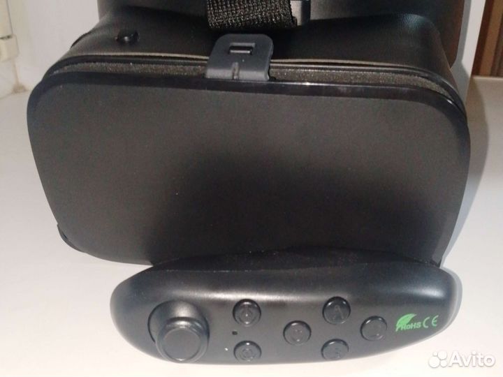 Очки виртуальной реальности для телефона