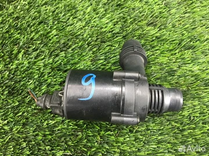 Помпа Bmw 5 E60 M54B30 2003