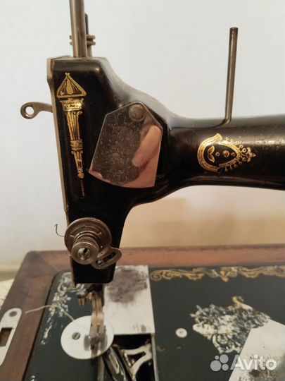 Швейная машинка 