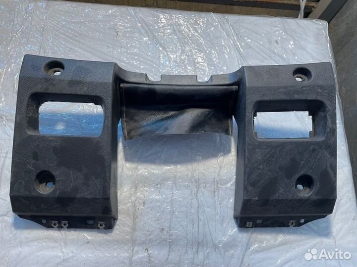 Накладка торпедо Mercedes-Benz