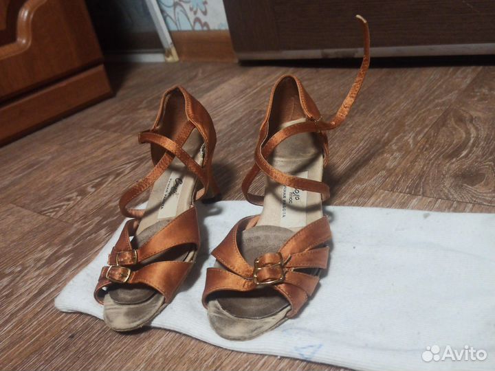 Туфли бальные