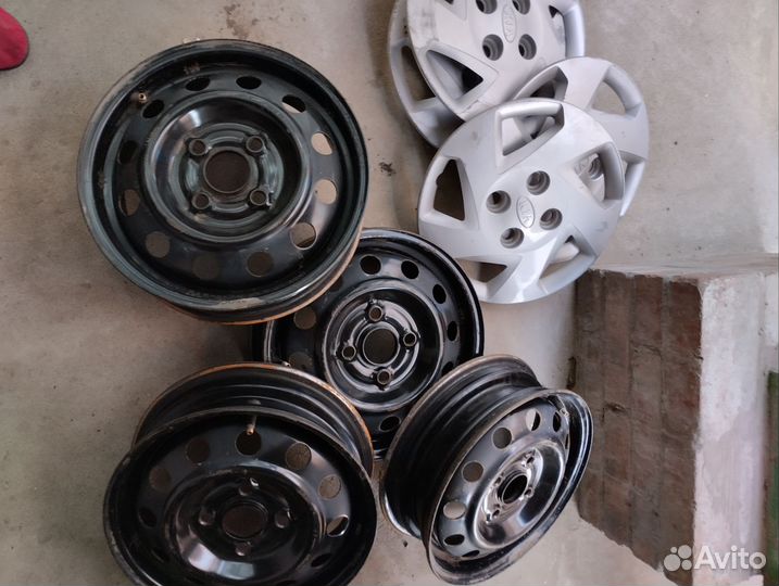 Заводские штампованные диски на Киа пикант r13